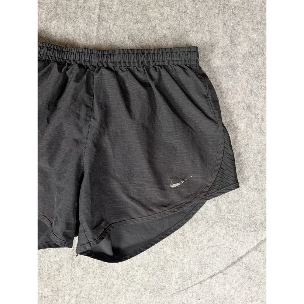 Nike Dri-FIT Women Black Running‎ Shorts Zipper Pocket Mesh Panels Sporty Active